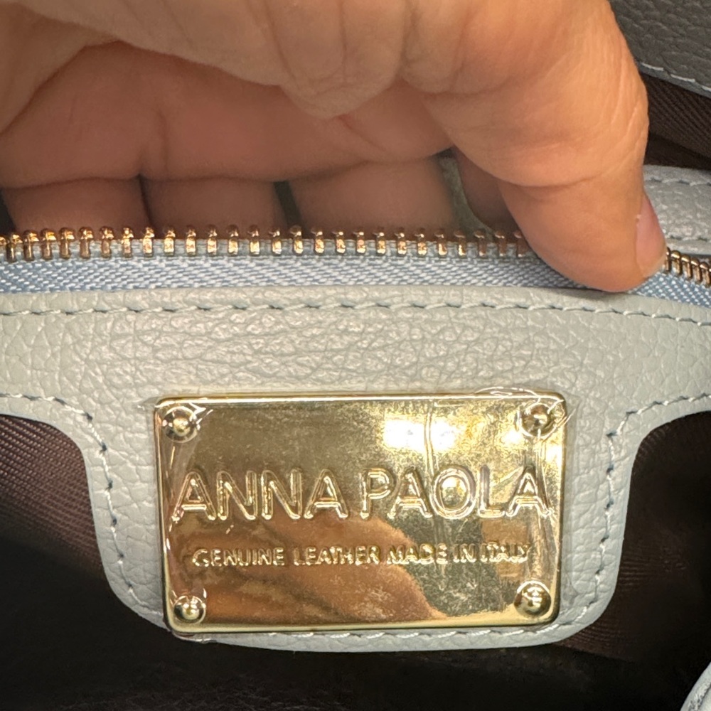 Anna Paola Made in Italy Leather Elegant Satchel with bag charms - new - w strap - Picture 7 of 9